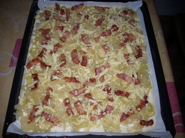 Zwiebelkuchen...der 426.  :o))) .... - Rezept - Bild Nr. 17