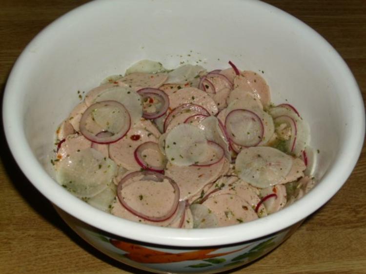 &amp;quot;Oktoberfest&amp;quot; Fleischwurstsalat - Rezept - kochbar.de