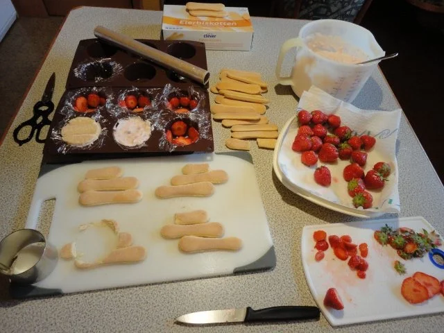 Rezept: Erdbeer Törtchen Bild Nr. 8 Erdbeer Törtchen - Rezept - Bild Nr. 8