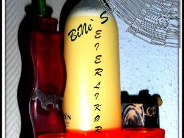 BiNe` S EIERLIKØR - Rezept