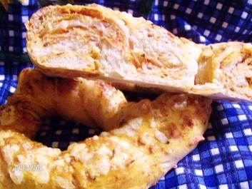 Rezept: Hefeteig-Breze mal ganz anders Hefeteig-Breze mal ganz anders - Rezept