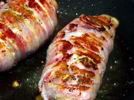 Rezept: Hähnchenbrust, gefüllt mit Ziegenkäse und frischen Feigen, dazu Kürbispüree Bild Nr. 9 Hähnchenbrust, gefüllt mit Ziegenkäse und frischen Feigen, dazu Kürbispüree - Rezept - Bild Nr. 9