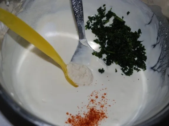 Rezept: Nudeln mit Zucchini und Kräutersoße Bild Nr. 5 Nudeln mit Zucchini und Kräutersoße - Rezept - Bild Nr. 5