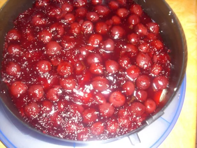 Kirsch-Vanillecreme-Torte - Rezept - Bild Nr. 7