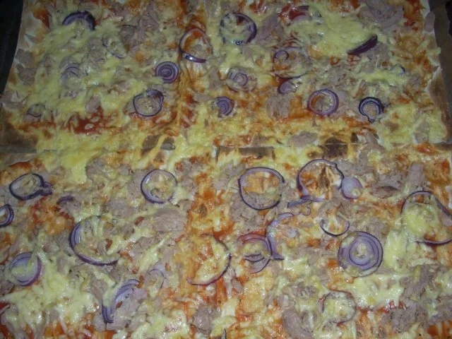 Rezept: Schnelle aufgerollte Pizza Bild Nr. 5 Schnelle aufgerollte Pizza - Rezept - Bild Nr. 5