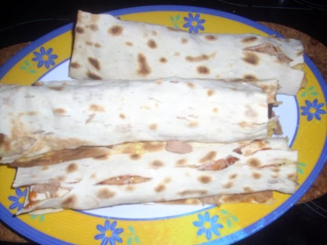 Rezept: Schnelle aufgerollte Pizza Bild Nr. 7 Schnelle aufgerollte Pizza - Rezept - Bild Nr. 7