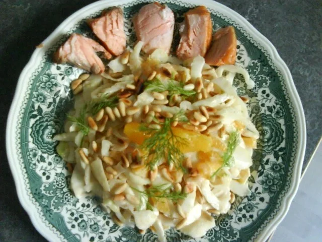 Rezept: Fenchelsalat mit Pinienkerne Bild Nr. 2 Fenchelsalat mit Pinienkerne - Rezept - Bild Nr. 2