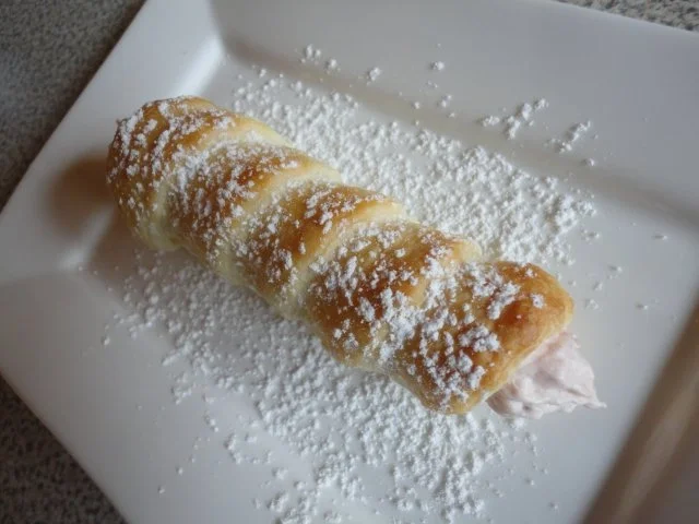 Schaumrollen mit Zwetschgen Sahne - Rezept - Bild Nr. 10