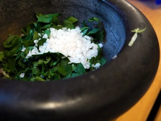 Würziger Viktoriabarsch mit Schmandbohnen und gebratenen Drillingen - Rezept - Bild Nr. 3