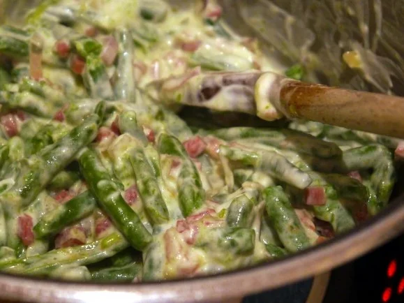 Würziger Viktoriabarsch mit Schmandbohnen und gebratenen Drillingen - Rezept - Bild Nr. 8