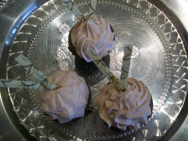 Rezept: Schokomuffins mit Sahnehaube Bild Nr. 2 Schokomuffins mit Sahnehaube - Rezept - Bild Nr. 2