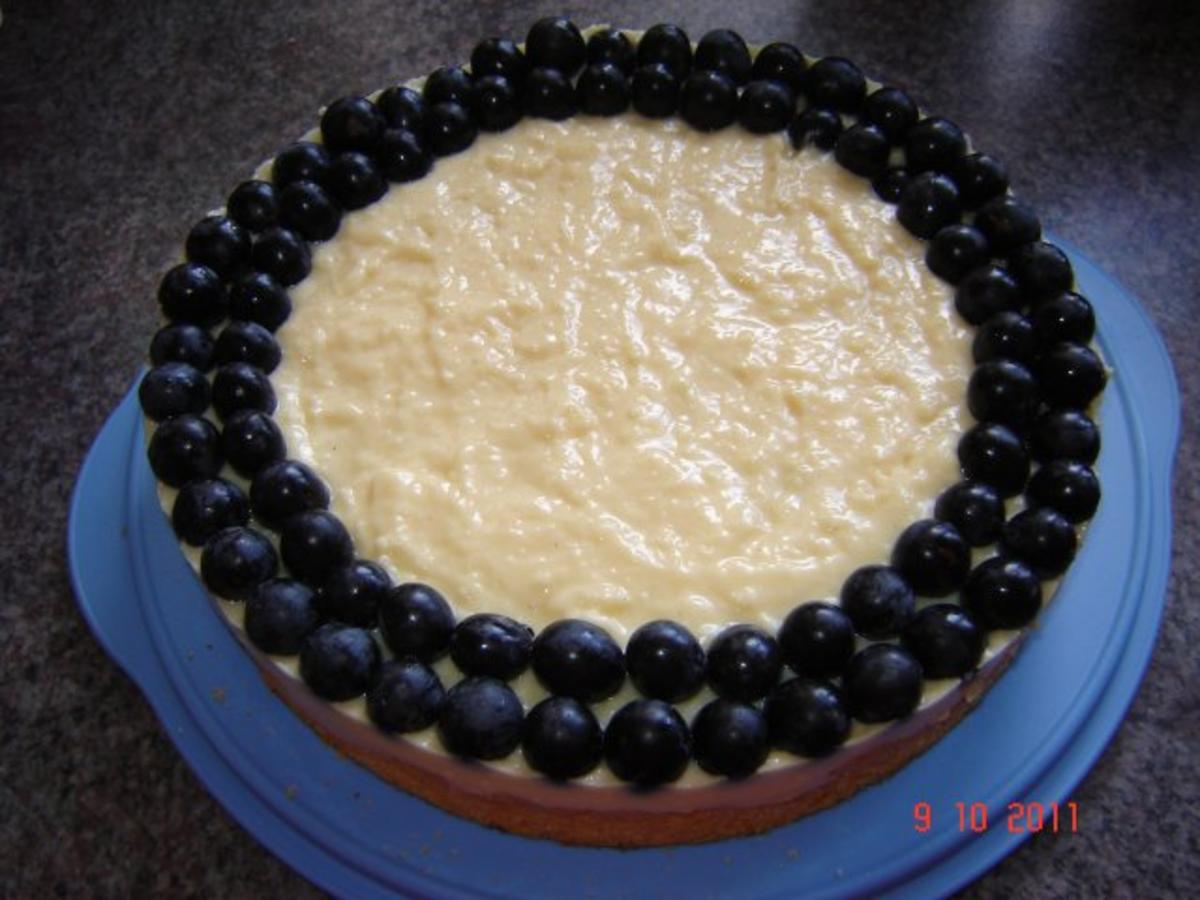 Bilder für Kuchen & Torten : Weintrauben-Puddingtorte - Rezept