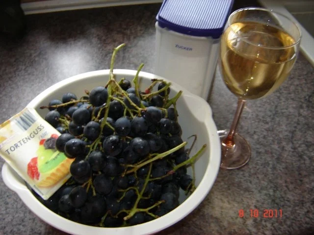 Rezept: Kuchen & Torten : Weintrauben-Puddingtorte Bild Nr. 5 Kuchen & Torten : Weintrauben-Puddingtorte - Rezept - Bild Nr. 5