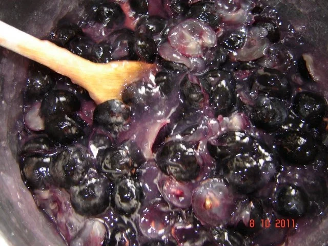 Rezept: Kuchen & Torten : Weintrauben-Puddingtorte Bild Nr. 6 Kuchen & Torten : Weintrauben-Puddingtorte - Rezept - Bild Nr. 6