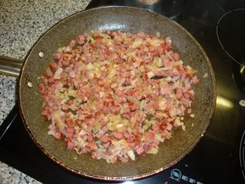 Rezept: Rosenkohl- Hack- Auflauf Rosenkohl- Hack- Auflauf - Rezept