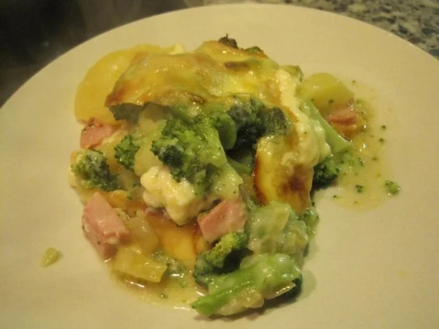 Raclette-Auflauf mit Kasseler und Brokkoli - Rezept