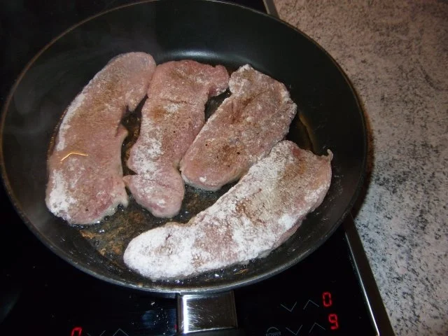 Schweine-Naturschnitzel  Dieter´s Art - Rezept - Bild Nr. 4