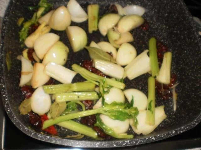 Putenkeulen scharf - Rosenkohl - Salzkartoffeln - Rezept - Bild Nr. 4