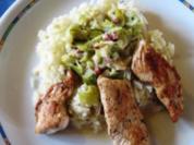 Lauchgemüse mit Putenstreifen im Reisbett - Rezept