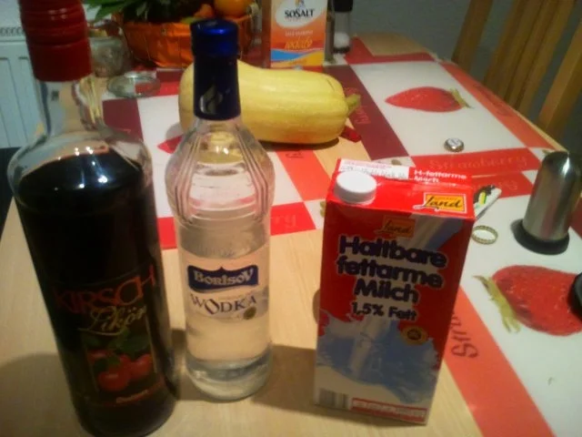 Rezept: Cocktail Red Russian wie immer mit Bilder Bild Nr. 2 Cocktail Red Russian wie immer mit Bilder - Rezept - Bild Nr. 2