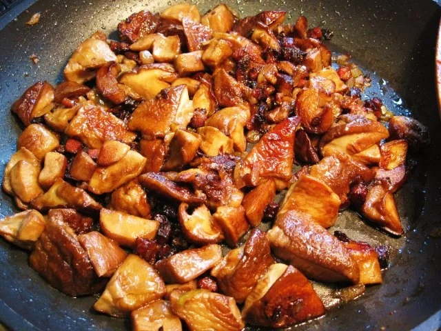 Rezept: Schweineschnitzel mit feinem Steinpilz-Sößle ... Bild Nr. 3 Schweineschnitzel mit feinem Steinpilz-Sößle ... - Rezept - Bild Nr. 3