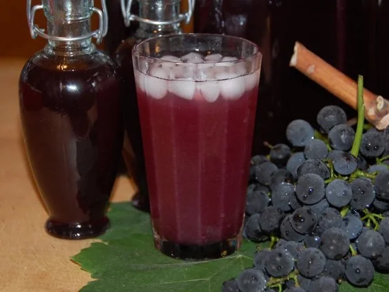 SCIROPPO DI UVA AMERICANA - Rezept - Bild Nr. 5