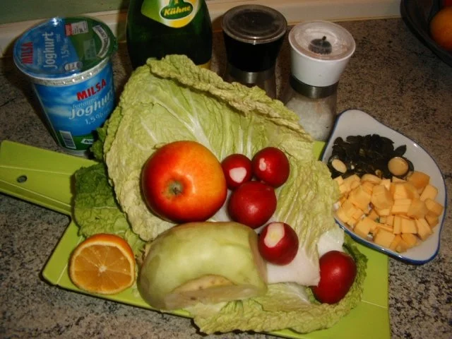 Chinakohl -Apfelsalat - Rezept - Bild Nr. 2