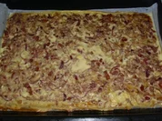 zwei Farben Zwiebelkuchen - Rezept