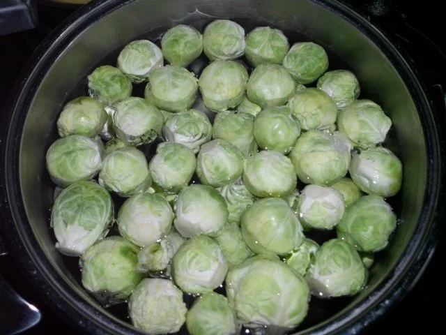 Rezept: Berliner Bulette mit Rosenkohl Bild Nr. 3 Berliner Bulette mit Rosenkohl - Rezept - Bild Nr. 3