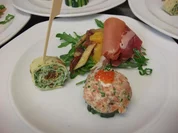 Rezept: Crepes gefüllt mit Rahmspinat, Tomaten und Feigen Crepes gefüllt mit Rahmspinat, Tomaten und Feigen - Rezept