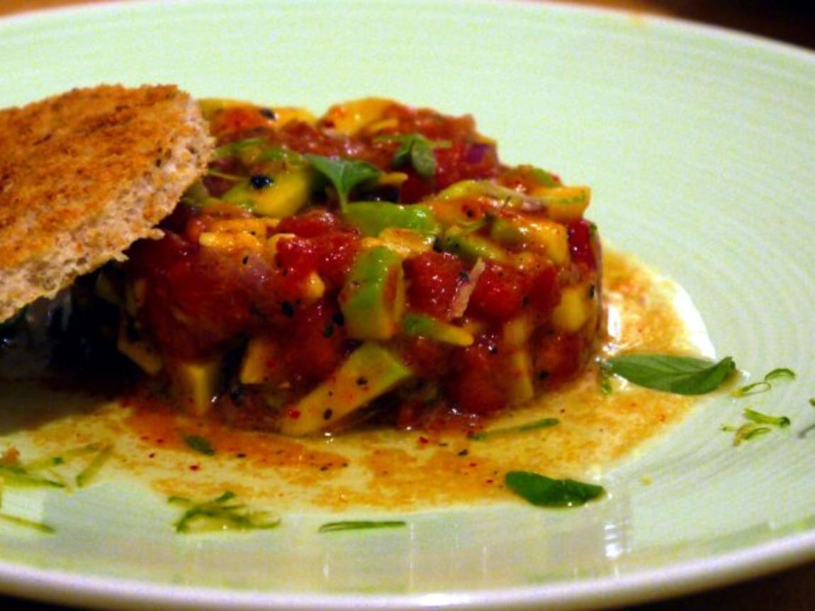 Avocado Tomaten Tatar - einfach - 70 kcal/100g