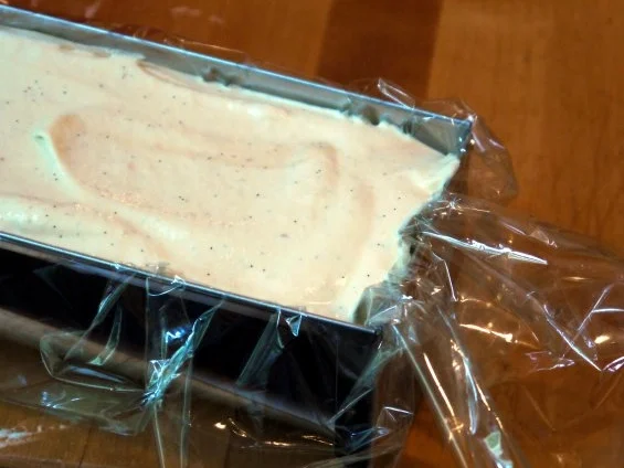 Rezept: Quark-Vanille-Parfait mit frischen Wodka-Feigen Bild Nr. 5 Quark-Vanille-Parfait mit frischen Wodka-Feigen - Rezept - Bild Nr. 5