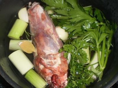 Rezept: Wildbrühe / Wildfond Wildbrühe / Wildfond - Rezept