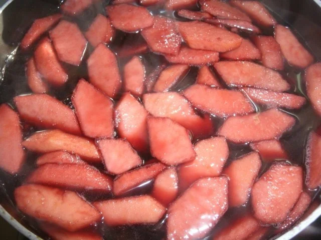 Fliederbeersuppe mit Apfelstückchen - Rezept - Bild Nr. 2