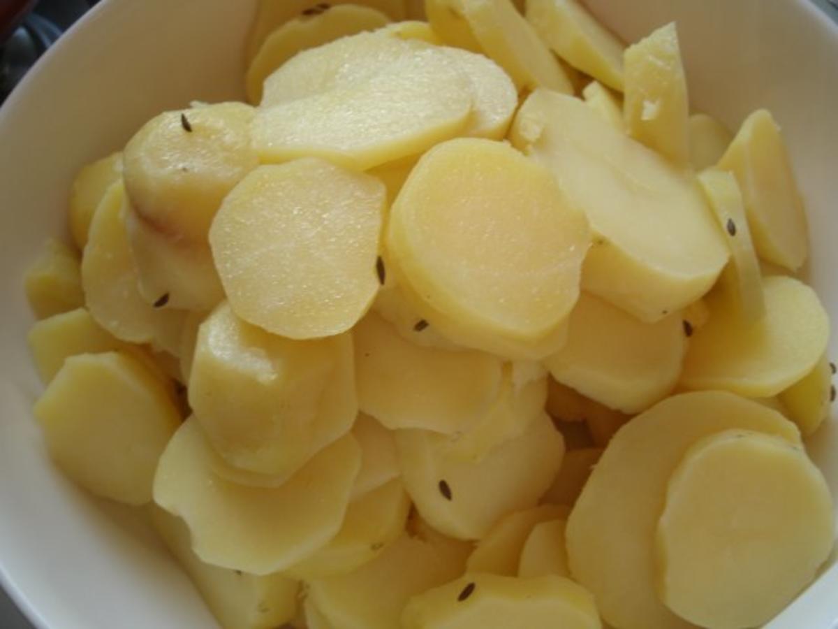 Bunter Kartoffelsalat mit Kieler Knackern - Rezept - Bild Nr. 2