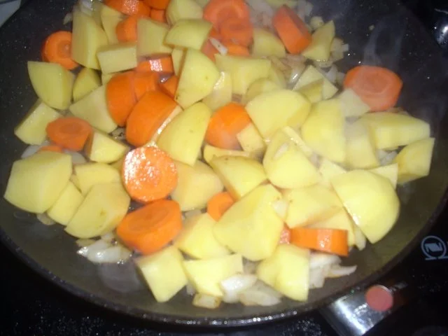 Rezept: Schweinekotelett mit Gemüse aus dem Ofen Bild Nr. 4 Schweinekotelett mit Gemüse aus dem Ofen - Rezept - Bild Nr. 4