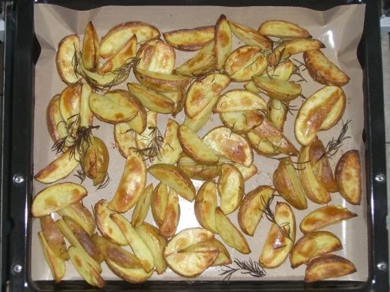 Rosmarinkartoffeln mit Kräuterquark - Rezept - Bild Nr. 5