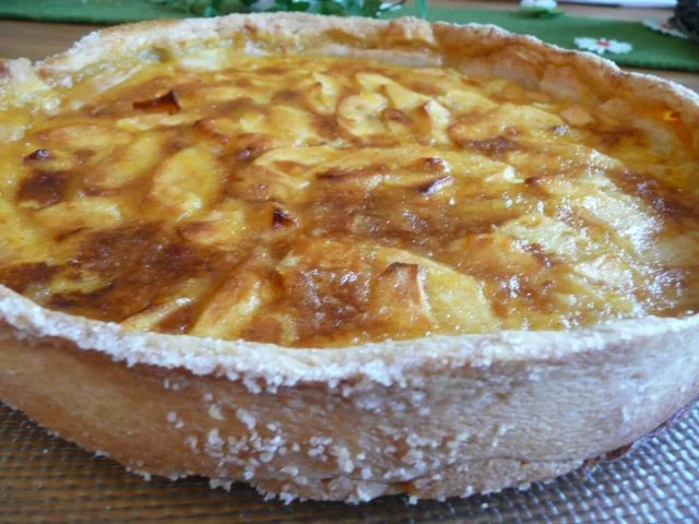 Rezept: Apfelkuchen nach französischer Art Apfelkuchen nach französischer Art - Rezept