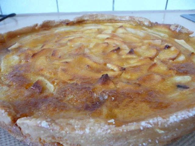 Rezept: Apfelkuchen nach französischer Art Bild Nr. 4 Apfelkuchen nach französischer Art - Rezept - Bild Nr. 4