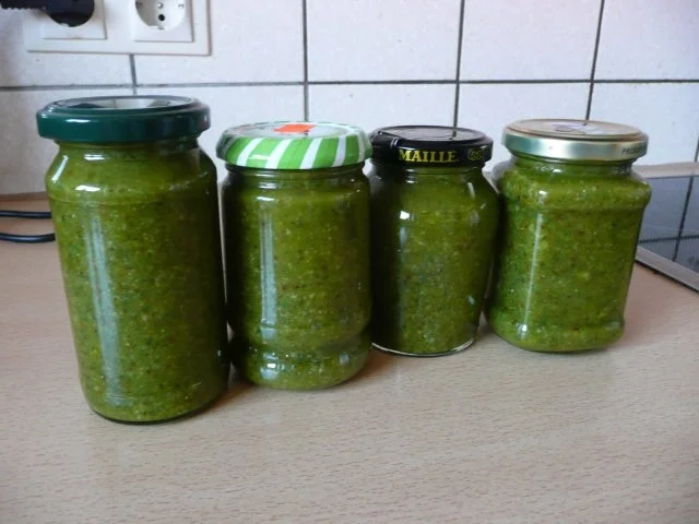 Basilikumpesto ohne Knoblauch (so hol ich mir den Sommer zurück) - Rezept - Bild Nr. 8