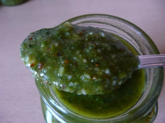 Basilikumpesto ohne Knoblauch (so hol ich mir den Sommer zurück) - Rezept - Bild Nr. 10