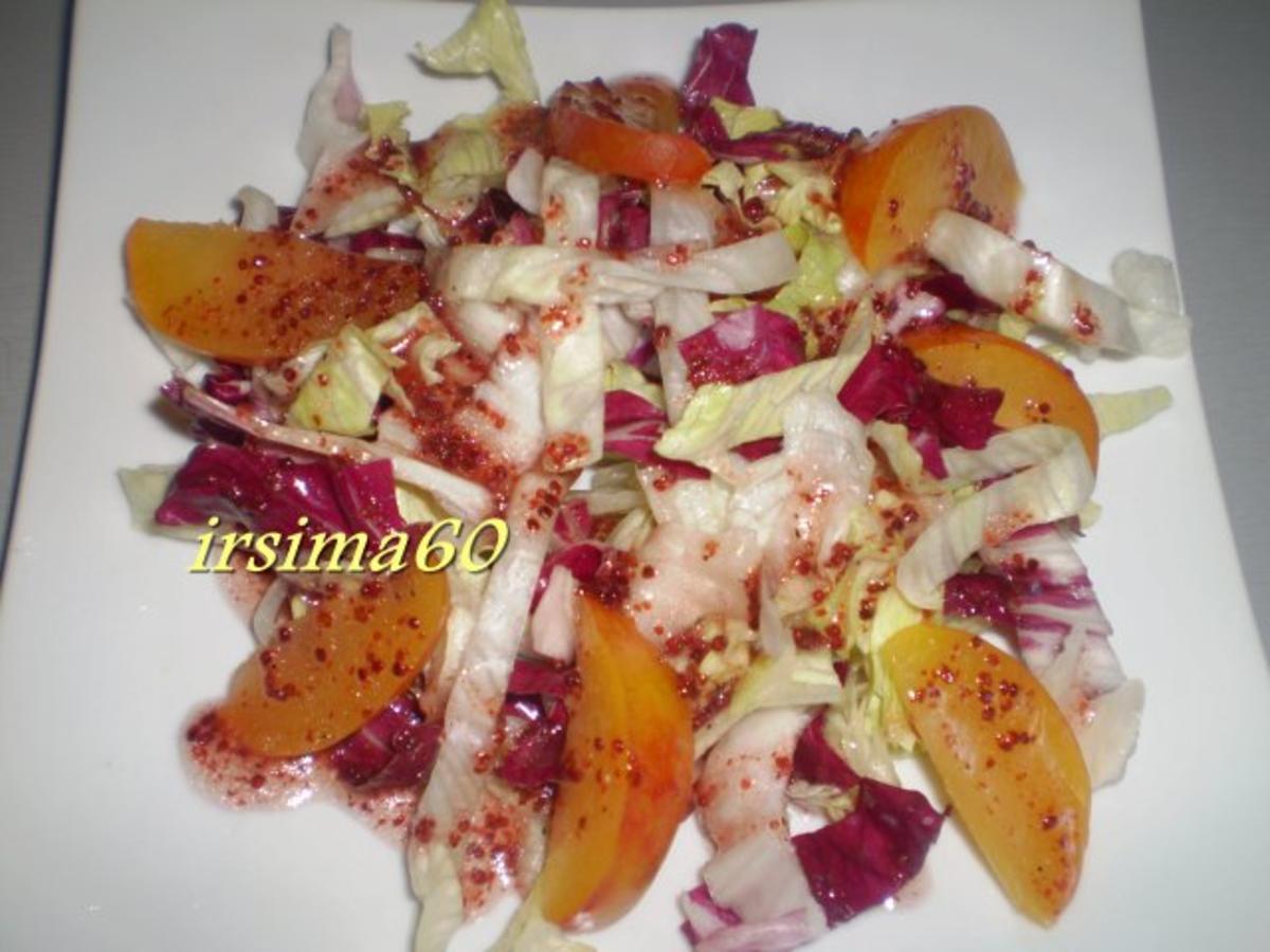Gemischter Blattsalat mit Pflaumen und fruchtigen Dressing - Rezept