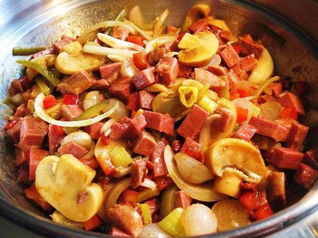 Feurig scharfer Helloween-Salat ... - Rezept