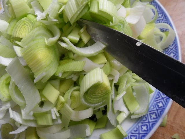 Allgäuer Käseknödel auf Lauchgemüse - Rezept - Bild Nr. 6