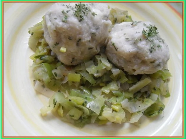 Allgäuer Käseknödel auf Lauchgemüse - Rezept - Bild Nr. 4