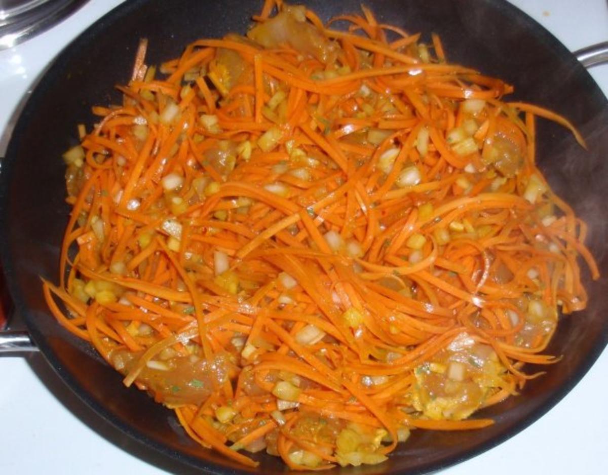 Hähnchenbruststreifen mit Spaghetti und Dattel-Rahmsoße - Rezept - Bild Nr. 5