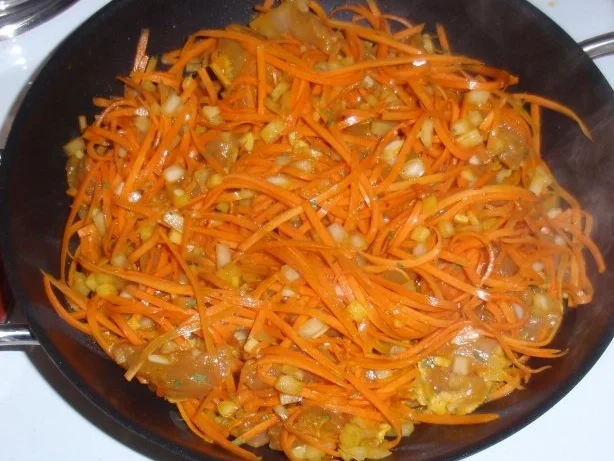 Hähnchenbruststreifen mit Spaghetti und Dattel-Rahmsoße - Rezept - Bild Nr. 5