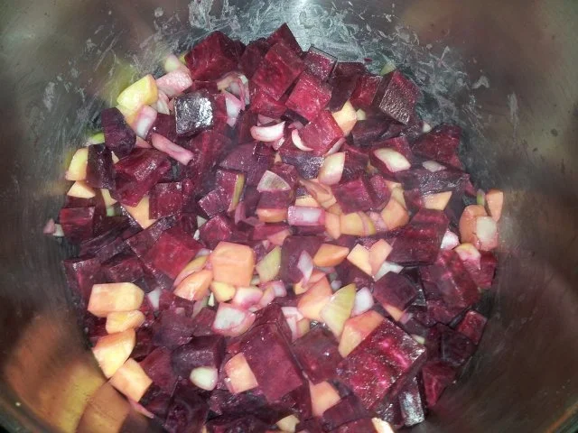 Rote Bete Suppe mit Sahnemeerettich - Rezept - Bild Nr. 4