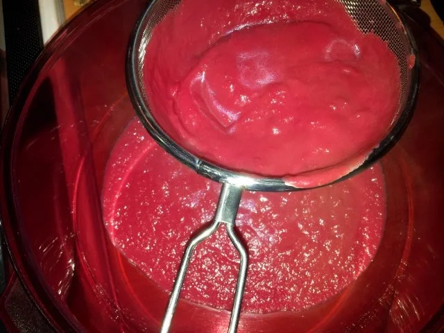 Rote Bete Suppe mit Sahnemeerettich - Rezept - Bild Nr. 6