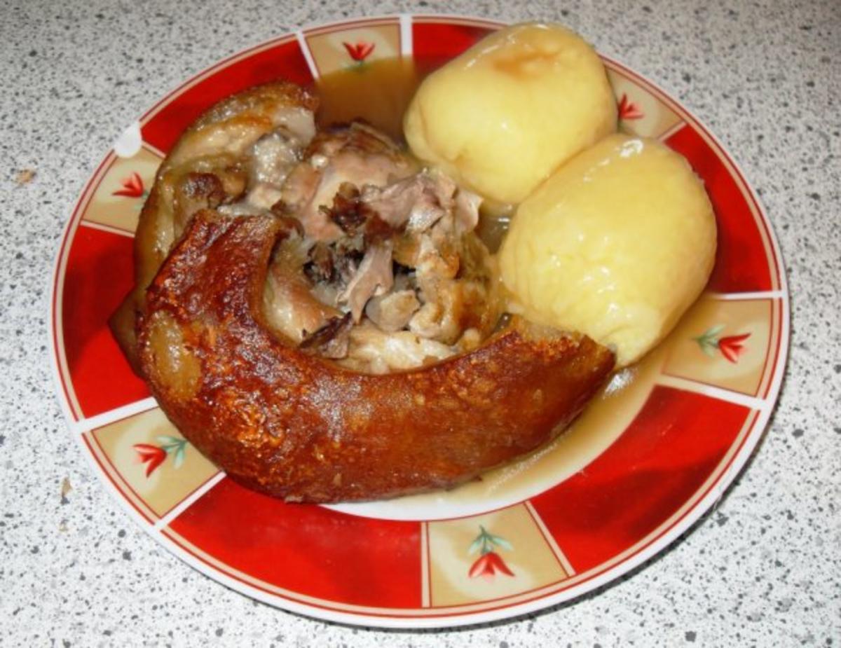 Bilder für Knusprig gebackene Schweinshaxe - Rezept